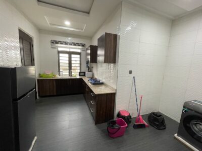 Driftwood Stylish 3-Bedroom Apartment in Prime Ikeja
