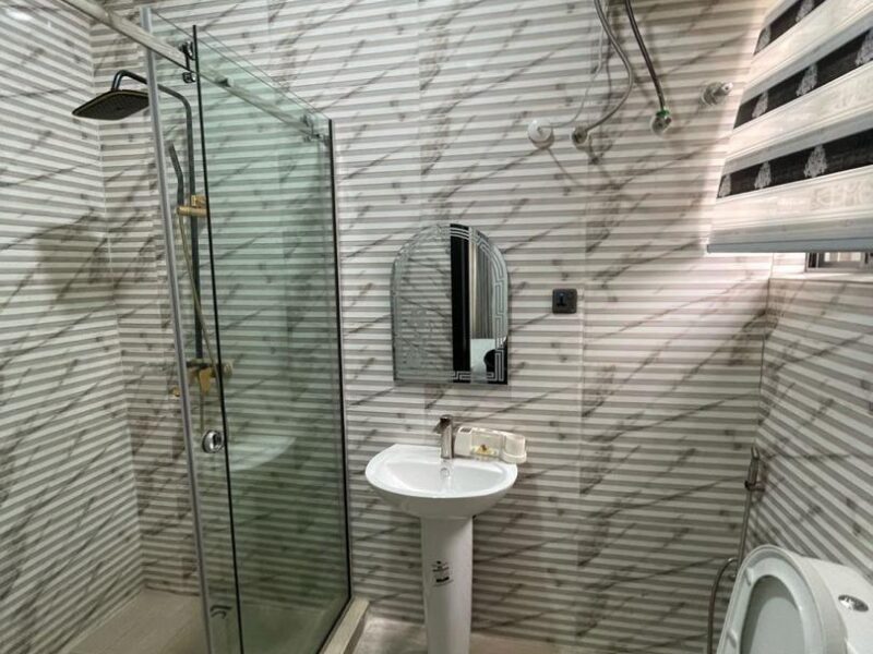 Elmcrest Exclusive 2-Bedroom Sanctuary Prestigious Ikeja GRA