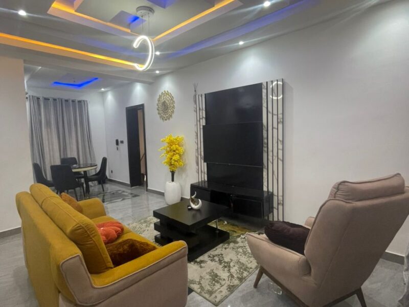 Foxglove 2-Bedroom Shortlet Apartment in Ikeja GRA, Lagos