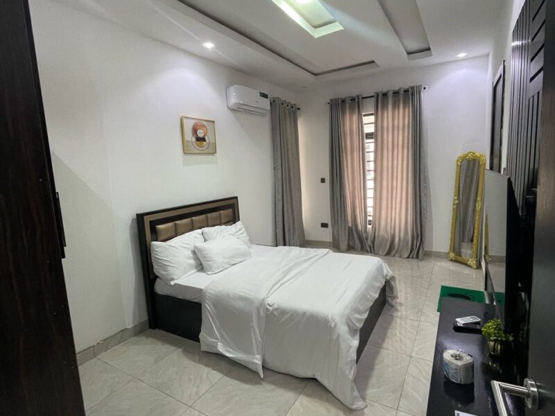 Briarfield 3 Bedroom Apartment Rental